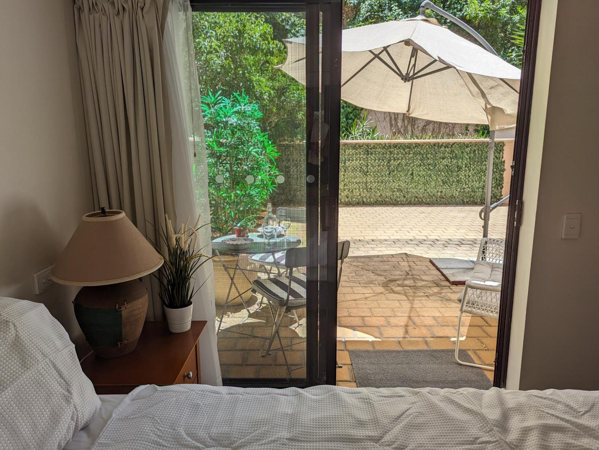 Lovely City Apartment With Private Courtyard, Pool, Free Parking, Gym Perth Eksteriør billede